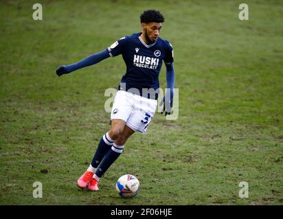 LONDON, Vereinigtes Königreich, MÄRZ 06: Tyler Burey von Millwall während der Sky Bet Championship zwischen Millwall und Blackburn Rovers im Den Stadium, London am 06th. März 2021 Credit: Action Foto Sport/Alamy Live News Stockfoto