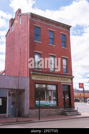 Lindo's Restaurant, ein beliebter Frühstücksort an der Western Avenue im Allegheny West Viertel, Pittsburgh, Pennsylvania, USA Stockfoto