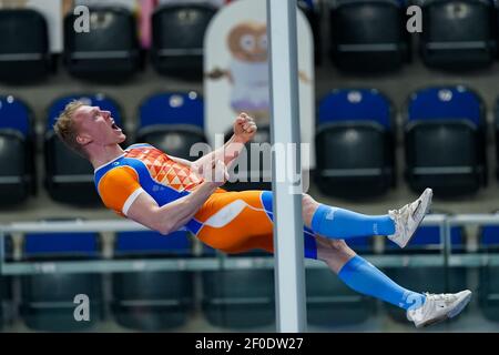 TORUN, POLEN - MÄRZ 6: Menno Vloon aus den Niederlanden im Polsprung der Männer während der Leichtathletik-Halleneuropameisterschaften 2021 matc Stockfoto