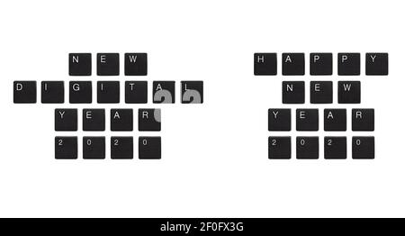 Text 'Neues digitales Jahr 2020' und 'glückliches neues Jahr 2020' von Tastaturtasten, isoliert auf weiß Stockfoto
