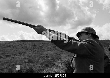 Shooter auf Moor in der Nähe von Bolton Abbey in Yorkshire Stockfoto