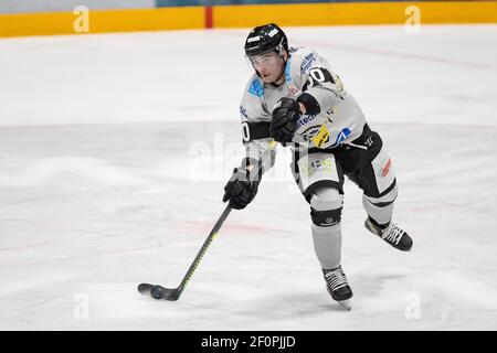 06. März 2021, Hessen, Frankfurt/Main: Moritz Schug (Bayreuth Tigers, 60). DEL 2 Eishockeyspiel zwischen den Loewen Frankfurt und den Bayreuther Tigern am 6. März in der Eissporthalle Frankfurt am Main. Foto: Jürgen Kessler/dpa Stockfoto