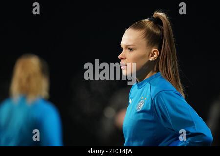 Niederhasli, Zürich. März 2021, 06th. 6th. März 2021, Niederhasli, GC/Campus, AXA Women's Super League: Grasshopper Club Zürich - BSC YB-Women, # 15 Ella Ljustina (GC) während des Warm-Up (Schweiz/Kroatien OUT) Quelle: SPP Sport Pressefoto. /Alamy Live Nachrichten Stockfoto