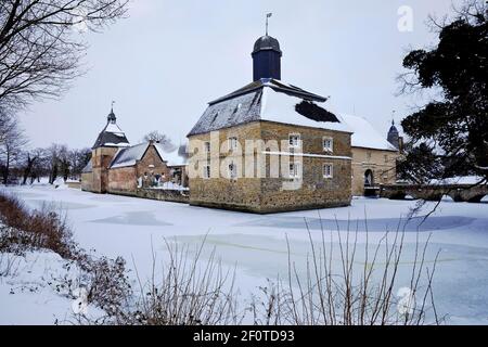 Wasserschloss Westerwinkel im Winter, Ascheberg, Münsterland, Nordrhein-Westfalen, Deutschland Stockfoto