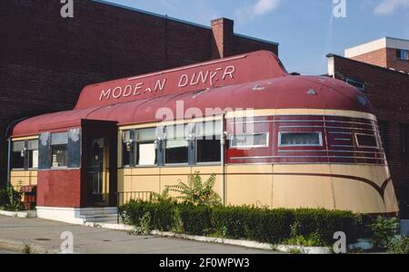 Modern Diner diagonal Front Detail Dexter Avenue Pawtucket Rhode Island Ca. 1978 Stockfoto