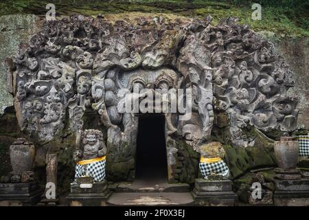 Goa Gajah Elephant Cave, Höhle in Ubud, Bali, Indonesien. Stockfoto