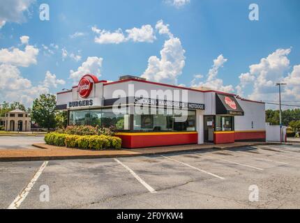 Gwinnett County, GA / USA - 07 20 20: Krystal Burgers Stockfoto