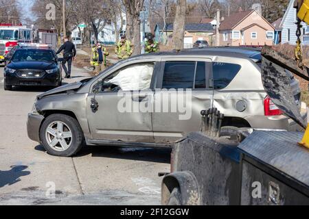 Auto-Unfall, Roll-over, Saginaw, MI, USA, Von James D. Coppinger/Dembinsky Photo Assoc Stockfoto