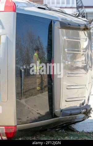 Auto-Unfall, Roll-over, Saginaw, MI, USA, Von James D. Coppinger/Dembinsky Photo Assoc Stockfoto