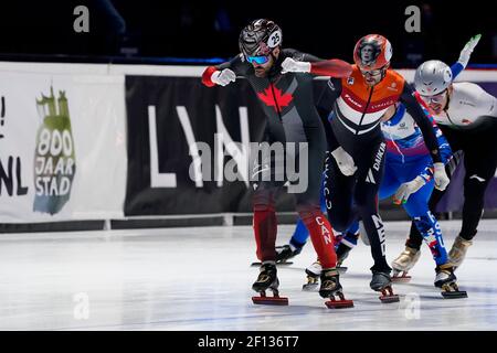 Charles HAMELIN (CAN) gewinnt die 1500 Meter während der ISU-Weltmeisterschaft Short Track 2021 am 6 2021. März in Dordrecht Niederlande Credit: SCS/Sander Chamid/AFLO/Alamy Live News Stockfoto