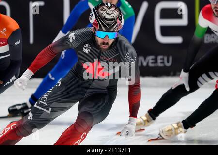 Charles HAMELIN (CAN) gewinnt die 1500 Meter während der ISU-Weltmeisterschaft Short Track 2021 am 6 2021. März in Dordrecht Niederlande Credit: SCS/Sander Chamid/AFLO/Alamy Live News Stockfoto