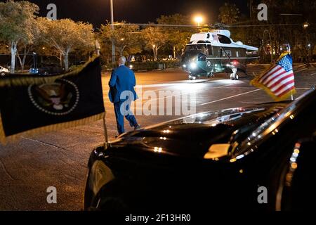 Präsident Donald Trump an Bord von Marine One kommt Dienstag Abend November 26 2019 vor der BB&T Center Arena in Sunrise Fla. Stockfoto