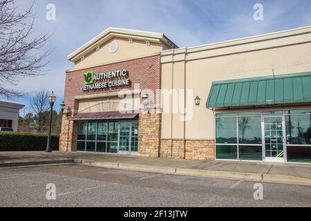 Augusta, GA USA - 01 06 21: Geschlossen authentische vietnamesische Küche Restaurant während der covid-19 Pandemie Stockfoto