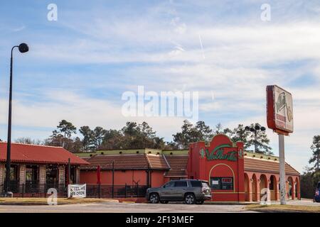 Augusta, GA USA - 01 06 21: Vallarta Mexican Cuisine Restaurant geöffnet während der covid-19 Pandemie Stockfoto