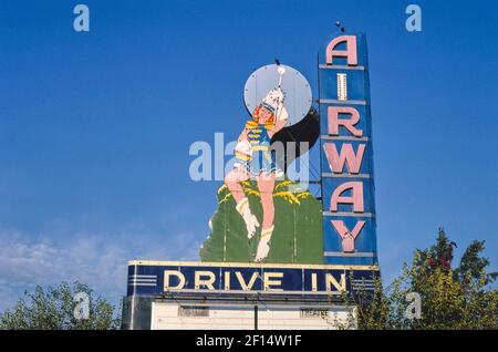 Airway Drive-in Theater Schild Route 180 Saint Ann Missouri Ca. 1988 Stockfoto