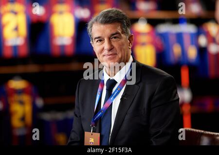 Barcelona, Spanien. März 2020, 7th. Joan Laporta posiert in Barcelona, Spanien, 7. März 2020. Joan Laporta wurde am frühen Sonntagmorgen zum Präsidenten des FC Barcelona gewählt. Quelle: FC Barcelona/Xinhua/Alamy Live News Stockfoto