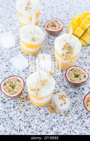 Hausgemachte Eis am Stiel Stockfoto