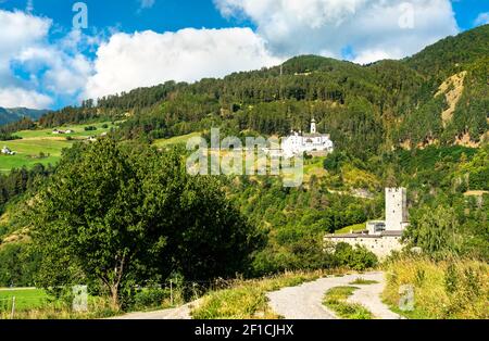 Schloss Furstenburg und Kloster Marienberg in Südtirol, Italien Stockfoto