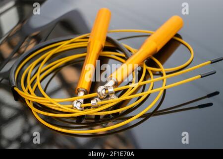 Ansicht Seite des Fitness-Springseil mit Idee Konzept, Stock Foto Stockfoto