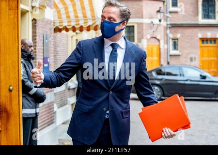 DEN HAAG, NIEDERLANDE - 8. MÄRZ: Gesundheitsminister Hugo de Jonge traf am 8. März 2021 in Den Haag, Niederlande, zu einer Ministerkonferenz über die Maßnahmen zur Coronavirus-Pandemie am Binnenhof ein. (Foto von Niels Wenstedt/BSR Agency/Alamy Live News) Stockfoto