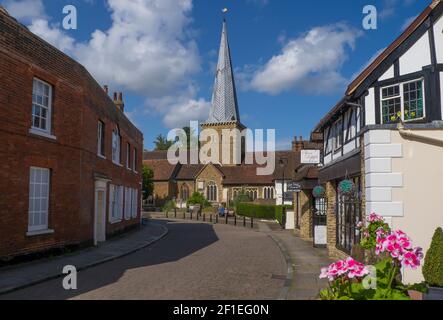 Godalming Pfarrkirche stammt aus dem 9th. Jahrhundert Stockfoto