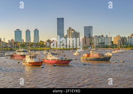 Montevideo, Stadtbild Des Kleinen Hafens, Uruguay Stockfoto