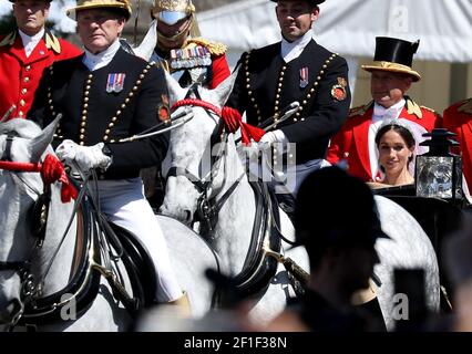 Der britische Prinz Harry und seine neue Frau Meghan verlassen Windsor Castle, Großbritannien, 19. Mai 2018. Stockfoto