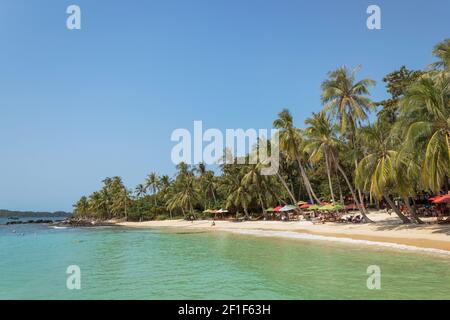 Sonniger Tag auf der May Rut Insel, Vietnam Stockfoto