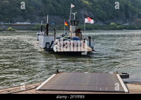 Engelsburg-Kaub Fährüberfahrt Rhein, Stadt Kaub, Gemeinde Loreley, Oberes Mittelrheintal, Rheinland-Pfalz, Deutschland Stockfoto