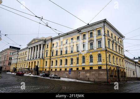 Regierungspalast des Büros des Premierministers, des Finanzministeriums und des Büros des Justizkanzlers auf dem Senatsplatz in Helsinki, Stockfoto