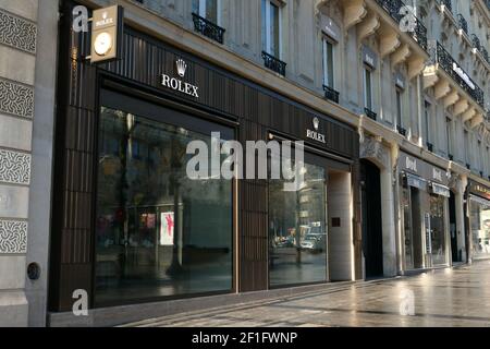 Paris, Frankreich. März 07. 2021. Rolex-Shop auf den Champs Elysées. Die weltweit erste Luxusuhrmarke. Stockfoto