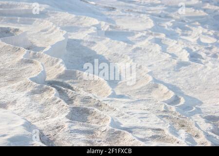 Travertin-Terrassenformationen, Pamukkale, Türkei. Stockfoto