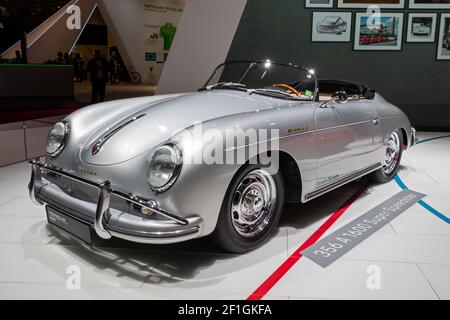 Porsche 356 EIN 1600 Super Speedster klassischer Sportwagen auf dem Pariser Automobilsalon. Frankreich - 3. Oktober 2018 Stockfoto