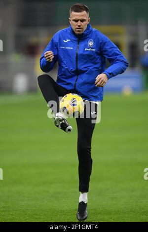 Mailand, Italien. März 2021, 08th. Josip Ilicic von Atalanta BC erwärmt sich während der Serie A Fußballspiel zwischen FC Internazionale und Atalanta BC in San Siro Stadion in Mailand (Italien), 14th. Februar 2021. Foto Bild Sport/Insidefoto Kredit: Insidefoto srl/Alamy Live News Stockfoto