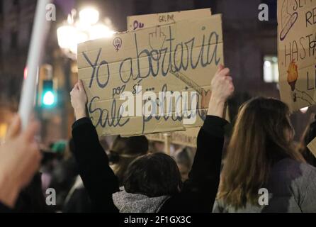 Barcelona, Spanien. März 2021, 08th. 08. März 2021, Barcelona, Katalonien, Spanien: Internationale Demonstration zum Frauentag, mit Einschränkungen aufgrund von Covid-19. Foto: JGS/Cordon Press Kredit: CORDON PRESS/Alamy Live News Stockfoto