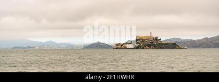 Die Sagenumwobene Insel Alcatraz Das Alte Bundesgefängnis Wurde Zum Touristenziel Stockfoto