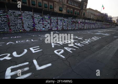 Mexiko-Stadt, 8. März 2021. Proteste in Zocalo und im Nationalpalast während des Internationalen Frauentags Credit: Andrea Quintero/Alamy Live News Credit: Andrea Quintero/Alamy Live News Stockfoto