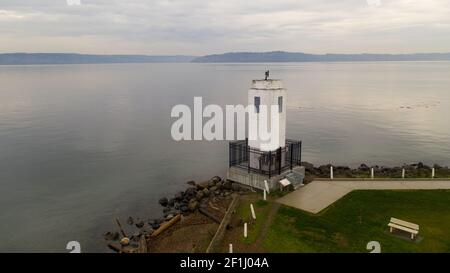 Boot am Browns Point Lighthouse Commencement Bay Puget Sound Tacoma Washington Stockfoto