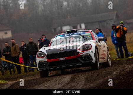 19 NUCITA Andrea, DI CARO Bernardo (ita), Loran srl , Fiat Abarth 124 Rallye, Aktion während der Rallye-Europameisterschaft 2019 Nyiregyhaza Rallye in Ungarn vom 8. Bis 10. november - Foto Thomas Fenetre / DPPI Stockfoto