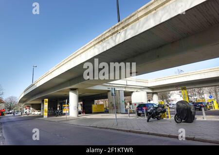 Betonbrücke, Schildhornstraße, Breitenbachplatz, Dahlem, Steglitz-Zehlendorf, Berlin, Deutschland Stockfoto