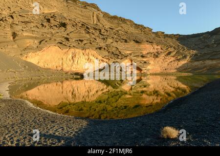 Landschaft an der Küste von El Golfo auf Lanzarote auf den Kanarischen Inseln, Spanien Stockfoto