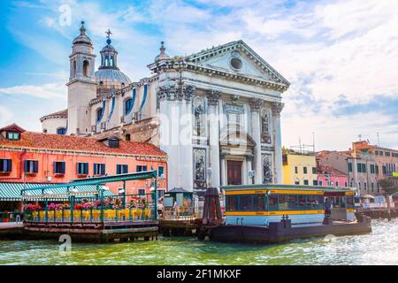 Venedig, Italien - 16. Juni 2019: Santa Maria del Rosario (Santa Maria del Rosario, I Gesuati) Dominikanische Kirche in der Sestiere von Dorsoduro Stockfoto