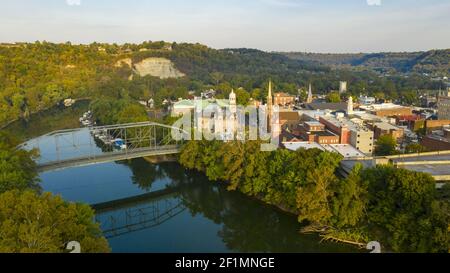 Luftaufnahme isoliert auf der State Capital City Downtown Frankfort Kentucky Stockfoto