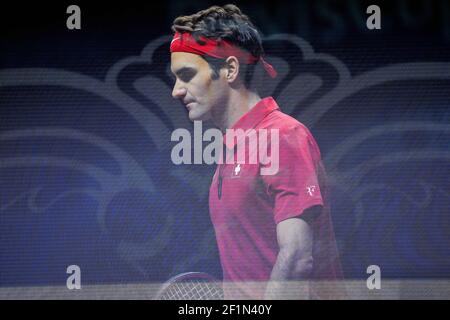 Roger Federer (SUI) während des Tennis Davis Cup 2014, World Group Final, Frankreich gegen die Schweiz, Tag 3, am 23. November, 2014 im Stade Pierre Mauroy, in Lille, Frankreich. Foto Stephane Allaman / DPPI Stockfoto