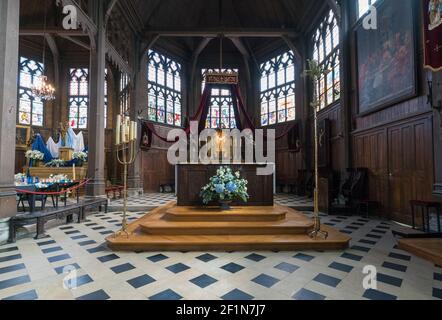 Innenansicht des Altars in der historischen St. Katharinen Kirche in Honfleur Stockfoto