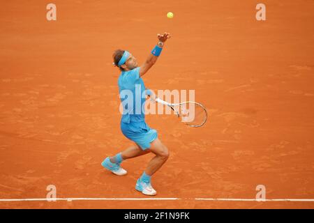 Rafael Nadal (ESP) gewann gegen Nicolas Almagro (ESP) während der French Tennis Open im Roland Garros Stadion in Paris, Frankreich, am 28. Mai 2015. Foto Stephane ALLAMAN / DPPI Stockfoto