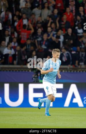 Markus Rosenberg (Malmo FF) während der UEFA Champions League Group EIN Fußballspiel zwischen Paris Saint Germain und Malmo FF am 15. September 2015 im Stadion Parc des Princes in Paris, Frankreich. Foto Stephane Allaman / DPPI Stockfoto