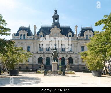 Historisches Rathaus von Vannes in der Bretagne Stockfoto