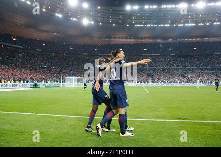 Zlatan Ibrahimovic (psg), Blaise Mathuidi (psg) feierte am 21. Mai 2016 im Stade de France in Saint Denis, Frankreich, ein neues Tor beim französischen Pokalfinale zwischen Olympique de Marseille und Paris Saint Germain Stockfoto