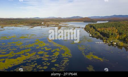 Tupper Lake Fall Farbe Luftperspektive Adirondacks New York Stockfoto